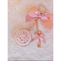 Flower Knows Bunny Garden Cream Lipstick Watch Pendant Aksesoris Pelembap Lucu untuk Wanita, Mencerahkan dan Meratakan Warna Bibir