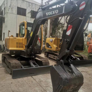 รถขุดตีนตะขาบมือสองยี่ห้อวอลโว่ EC55B ขนาด 5.5 ตัน ของเกาหลี ราคาขายส่ง รถขุดมือสองวอลโว่ EC55B EC55D พร้อมใบมีด - Product Image 3