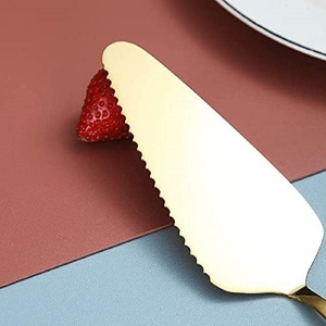<span class=keywords><strong>QZQ</strong></span> Outils de pâtisserie pour fêtes et mariages, en acier inoxydable doré, couteaux à pizza et à fromage, couteau à gâteau, ensemble de couverts dorés - Product Image 3