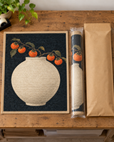 Alas Cakar Kucing Motif Buah Persimmon, Bentuk Vas, Alami, Sisal, Ukuran 40 X 50 cm, Warna Navy Asia, Motif Buah dan Ranting, Buatan Tangan