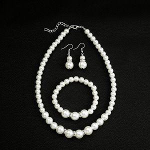 Redondo de agua dulce, collar con colgante de perlas blancas brillantes, cadena de clavícula - Product Image 2