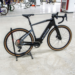 Bicicleta de Carretera Ligera Yu Ying 2025 para Ciudad y Grava, Ciclismo de Larga Distancia, 12 Velocidades, 700c, 250W, Fibra de Carbono, 36V, EG-2 Ligera - Product Image 5
