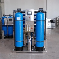 Usine de traitement d'eau par osmose inverse automatique en PRV et acier inoxydable, personnalisée en usine, avec système de filtration RO, PLC et UV