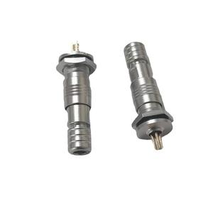 Connecteur circulaire Xunlian 5P Push-Pull à verrouillage automatique, fiche ronde miniature pour PCB, broches mâles, connexion rapide traversant le mur - Product Image 1