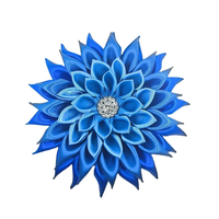 Bros Bunga Besar 7*7 Inci Warna Biru Dongker Emas dengan Kelopak Bertabur Batu Rhinestone untuk Pesta Pernikahan Pertunangan Unisex Bros Bahu untuk Persatuan Mahasiswa