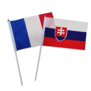 Drapeau à main en polyester imprimé double face par sublimation, personnalisé OEM, vente en gros QM, petit drapeau ondulant - Product Image 6