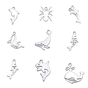 Tiburón océano pulido fino corte láser joyería encantos PVD 18K chapado en oro de acero inoxidable mar encantos colgantes - Product Image 1