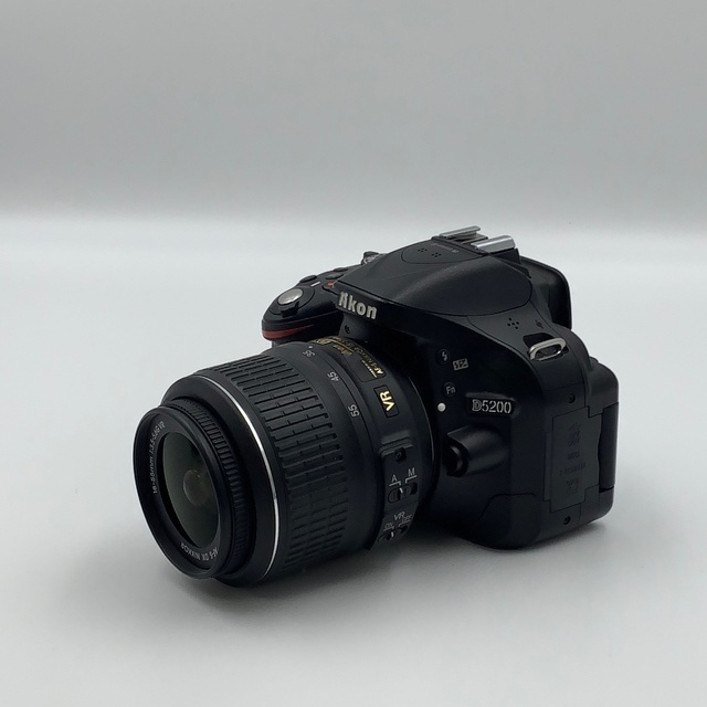 Used N Ikon D5200 Digital SLR Camera 1080p HD Video 24.1MP Camera for Vlog Creators Used N Ikon D5200 with 18-55mm Lens