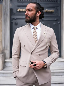 ชุดสูทผู้ชายแบบคลาสสิก 2 ชิ้น แบบเรียบง่าย กระดุมสองแถว สง่างาม เหมาะสำหรับเจ้าบ่าว งานแต่งงาน งานเลี้ยงอาหารค่ำ งานพรอม งานปาร์ตี้ แจ็คเก็ตและกางเกงแบบสั่งตัดได้ - Product Image 3