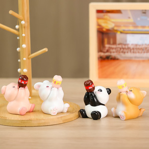 Figuras de animales de resina, mini decoraciones de escritorio, adornos creativos y bonitos, regalo de graduación para mujeres - Product Image 2