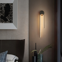 Appliques murales LED en fer blanc chaud, style minimaliste de luxe, éclairage moderne pour chambre à coucher et salon, montage en surface avec variateur d'intensité