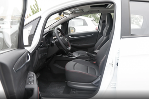 Promotion Fête Nationale Nouvelle Livan X3 Pro Automatique Conduite à Gauche SUV 5 Portes Compact Nouvelle <span class=keywords><strong>Voiture</strong></span> <span class=keywords><strong>Export</strong></span>ée Grandes Quantités Algérie - Product Image 4