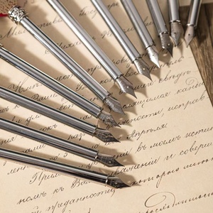 Ensemble de plume à plumes et de stylo à encre à plume avec <span class=keywords><strong>feuille</strong></span> d'or, motif paon bleu, style rétro, tige argentée, ensemble de <span class=keywords><strong>feuille</strong></span> d'or <span class=keywords><strong>pour</strong></span> carte, stylo à encre à plume, ensemble de plume à plumes, cadeau <span class=keywords><strong>pour</strong></span> les enseignants, boîte - Product Image 4