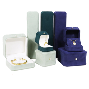 <strong>Custom</strong> Boxes Round Velvet Gift Box for Scarf Silk <strong>Jewelry</strong> for Bridesmaid Favors and Wedding <strong>Supplies</strong> Packaging - Product Image 3