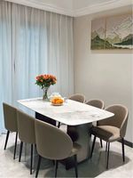 Table et chaises en pierre italienne, combinaison moderne et simple, table rectangulaire haut de gamme pour petite famille