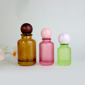 Chai nước hoa thủy tinh màu hồng 50ml tùy chỉnh, kiểu dáng trụ tròn sang trọng, nắp cầu màu hồng - Product Image 6