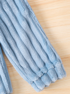 Ensemble de vêtements d'intérieur chauds pour enfants en flanelle épaisse à fermeture éclair et pantalon, motif dessin animé, pour l'automne et l'hiver - Product Image 5