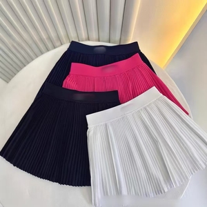 F10The Lined Tennis Series Accordion Skirt Is Slimming and Comfortable, a Must-have for Summer.