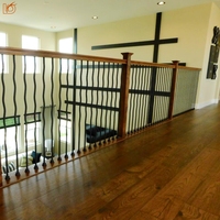 Vente en gros style simple balustrade d'escalier en fer forgé carré solide pour l'intérieur