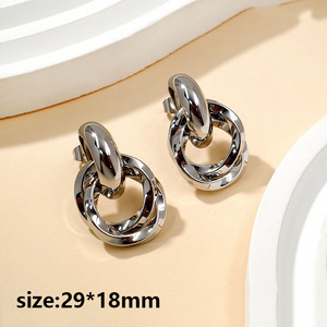 ต่างหูห้อยแบบมินิมอล EH111 ต่างหูสแตนเลสเคลือบทอง 18K PVD เครื่องประดับสำหรับผู้หญิงขายส่ง - Product Image 6