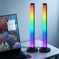 Lampe de table LED RGB à intensité variable, commande tactile, design minimaliste, en PVC, lumière de bureau à changement de couleur pour chambre et salon