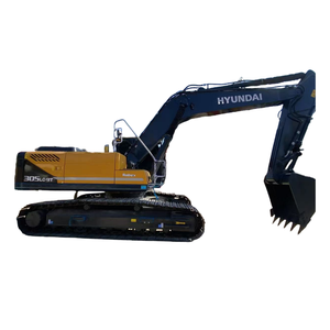 Excavatrice lourde d'occasion Hyundai 305LC-9T avec moteur Cummins, faible nombre d'heures, 90% neuve, 30 tonnes, avec godet de 1,38 m, modèle 2024 - Product Image 1