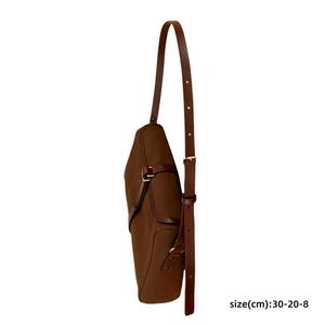 Sac à bandoulière tendance pour femme en cuir végétalien imperméable avec fermeture éclair et doublure en polyester - Product Image 5