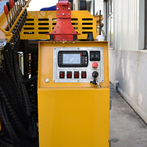 เครื่องตอกเสาเข็มพลังงานแสงอาทิตย์ EVERSTAR HXR6 6 ตัน พร้อมระบบปรับระดับอัตโนมัติด้วย GPS สำหรับฟาร์มโซลาร์เซลล์ - Product Image 3