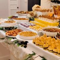 Présentoir en acrylique blanc en gros, ensemble de cubes carrés pour desserts, idéal pour mariages, buffets, gâteaux, événements et présentations de snacks