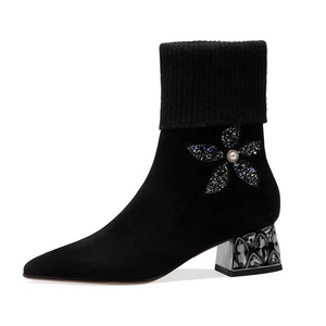 Moncheer-Botines de punto para mujer, botines de tacón de cristal con flores de ante para otoño e invierno, venta al por mayor, OEM y ODM - Product Image 3