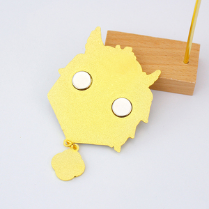 แม่เหล็กติดตู้เย็นรูปเมฆ<span class=keywords><strong>มงคล</strong></span>และม้าเพกาซัสเคลือบโลหะแบบจีน ของขวัญสไตล์จีน - Product Image 4