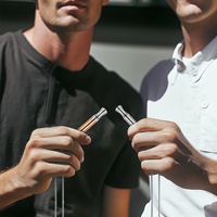 Stylo à vapeur sans tabac en acier inoxydable, tendance, avec chaîne en bambou, aide au sevrage tabagique, collier respiratoire aux herbes