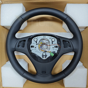 <span class=keywords><strong>Volant</strong></span> personnalisé à fond rond semi-perforé en cuir <span class=keywords><strong>M</strong></span> pour <span class=keywords><strong>BMW</strong></span> Série <span class=keywords><strong>1</strong></span> 3 E90 E91 E92 E93 M3 E82 E81 E87 E88 - Product Image 3