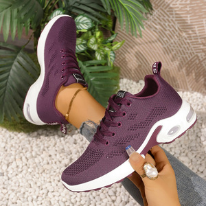 Chaussures de sport décontractées pour femmes, respirantes, légères, polyvalentes, à semelle épaisse et souple, en tissu, à lacets, best-seller - Product Image 1