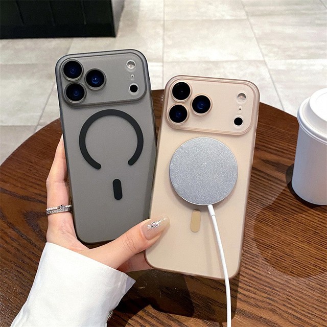 Luxury Matte clear Wireless Charging Phone Case for iPhone 17 Air 16 15 Plus 14 13 Pro Max Magnetic Shockproof Bumper Cover