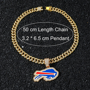 Collar con colgante de los <span class=keywords><strong>Buffalo</strong></span> Bills de aleación chapada en oro de 14K y rodio, cadena cubana con incrustaciones, joyería esmaltada para aficionados al fútbol americano de la <span class=keywords><strong>NFL</strong></span> - Product Image 6