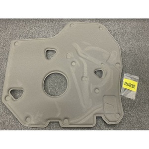 Panneau d'isolation de capot moteur BMW en polypropylène auto-adhésif pour Série 3, Série 5, Série 7, X3, X4 - Product Image 2