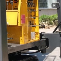 Foreuse mobile sur chenilles pour puits d'eau, machine de forage de 500 m de profondeur pour l'approvisionnement en eau rural