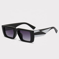 Lunettes carrées vintage à verres à bords nets, lunettes de soleil pour protéger les yeux de l'éblouissement intense, pour les voyages, pour les accessoires photo
