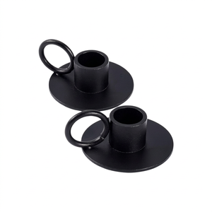 Candelabros de Hierro Negro de Alta Calidad con Asa, Ecológicos, Hechos a Mano, Personalizables para Navidad, Bodas y Aniversarios - Product Image 1
