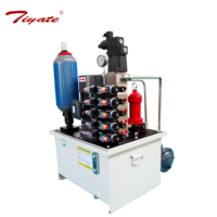 Groupe hydraulique multi-circuits à accumulateur à diaphragme refroidi par eau avec circuit de serrage pour station d'alimentation hydraulique de moyeu de roue