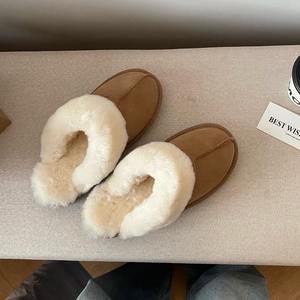 Botas Clásicas de Invierno con Logo de Marca, Botines de Diseñador, Pantuflas de Lana y Piel de Oveja de Lujo para Mujer, Botas para Hombre - Product Image 2