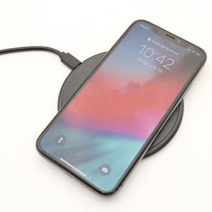 <span class=keywords><strong>Chargeur</strong></span> sans fil universel avec logo personnalisé 10W <span class=keywords><strong>chargeur</strong></span> sans fil <span class=keywords><strong>rapide</strong></span> pour Samsung pour <span class=keywords><strong>iPhone</strong></span> 15/14/13/12/<span class=keywords><strong>11</strong></span>/X - Product Image 5