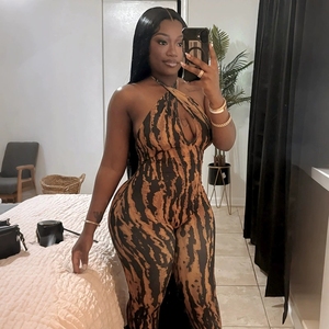 Nouvelle combinaison imprimée tendance à col bas et dos nu pour le printemps - Product Image 3