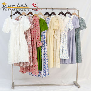 Abiti Usati KungFu KingAAA per Donne VIP, <span class=keywords><strong>Vestiti</strong></span> di Seconda Mano dal Regno Unito, Lotti di Abbigliamento Usato per Signore, Mix di <span class=keywords><strong>Vestiti</strong></span> Usati - Product Image 1