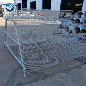 Cages à volailles de seconde main (cages chaudes alimentation du poulet 3 couches, 4 couches fermes en fil d'acier à faible teneur en carbone boîte en bois 9-10 ans - Product Image 1