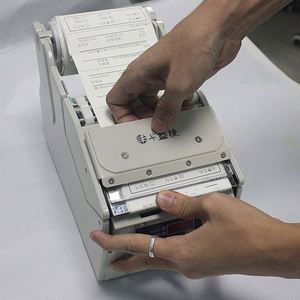 Découpeur d'étiquettes B110 électronique automatique Fengyijie pour distributeur d'étiquettes, dénudeur de fils manuel pour étiquettes de peinture et de chaussures - Product Image 5