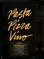 Letrero Luminoso LED de Canal Metálico Personalizado para Exteriores, Letras 3D Luminosas para Negocios, Edificios y Hogares, en Acero Inoxidable