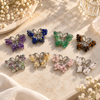 Ornement papillon en copeaux de cristal multi-matériaux, décoration papillon en pierres précieuses colorées pour la maison, le bureau et la présentation de cadeaux