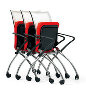Chaise de bureau de haute qualité au design simple et populaire, chaise de conférence en maille avec accoudoirs fixes et roulettes